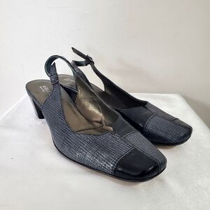 Roberto Capucci Squaretoe Colour Block Shoes